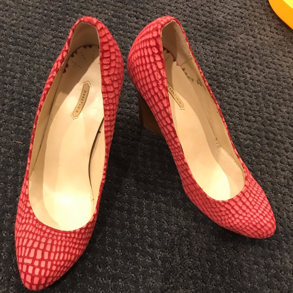 Maxstudio wedges
